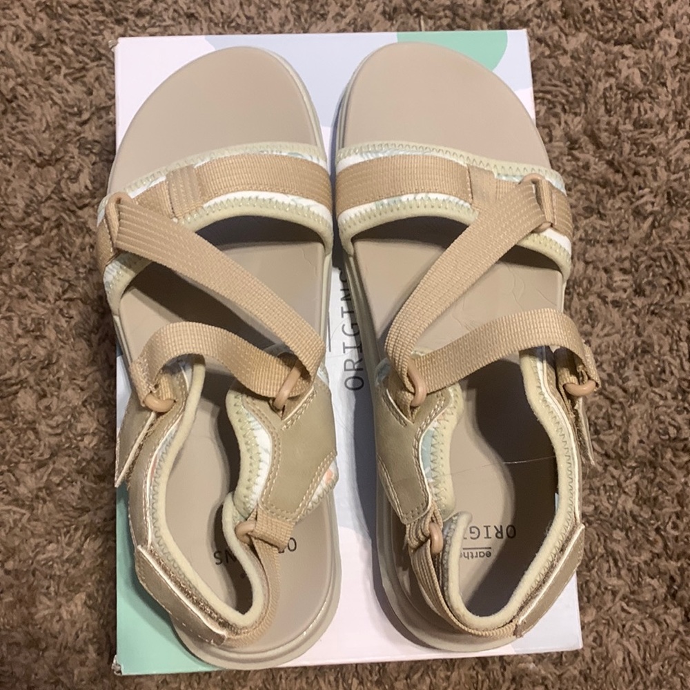 earth origins sandals